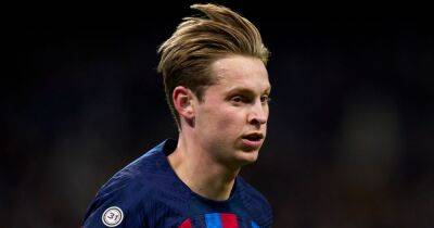 Frenkie De-Jong - Frenkie de Jong responds to potential Manchester United summer transfer interest - manchestereveningnews.co.uk - Manchester