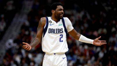 Kyrie Irving jaws with fan who heckled him for sharing anti-Semitic film