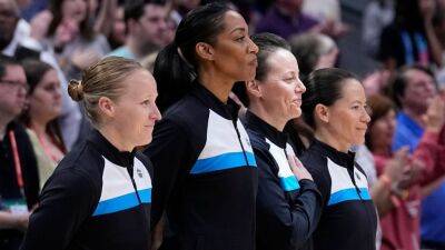 All-women crew officiates women's Final Four for first time