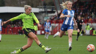WSL: Galton brace sends Manchester United clear at top