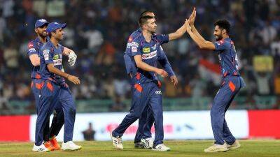 David Warner - Mark Wood - Quinton De-Kock - Ravi Bishnoi - Kyle Mayers - IPL 2023: Kyle Mayers Sizzles, Mark Wood Rattles Delhi Capitals As Lucknow Super Giants Romp Home By 50 Runs - sports.ndtv.com -  Delhi