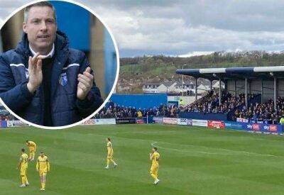 Manager Neil Harris praised the Gillingham fans who followed them to Barrow on Saturday in League 2