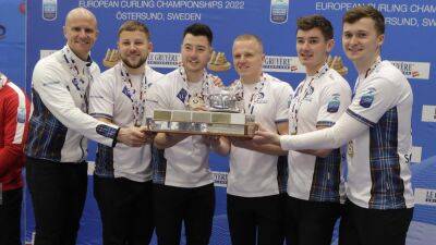 Grant Hardie - Bobby Lammie - Brad Gushue - Team Mouat and Scotland win gold at Curling World Champions, defeating hosts Canada 9-3 - eurosport.com - Switzerland - Scotland - Canada -  Milan -  Ottawa