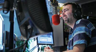 Longtime Boston sports radio host to get throat surgery, thanks caller who 'saved my life'