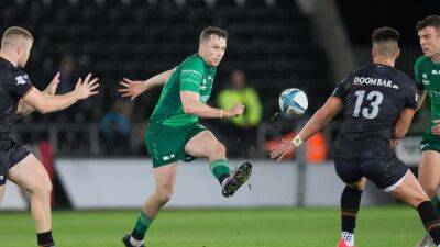 Jack Carty - Finlay Bealham - Carty, Bealham and Buckley fitness boost for Connacht - rte.ie - Italy - Ireland