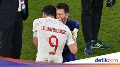 Doa Lewandowski: Main Bareng Messi Musim Depan!