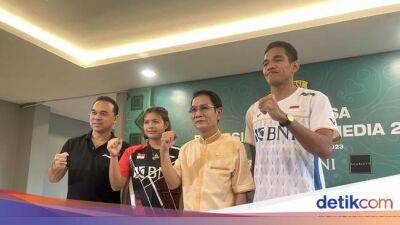 Leo Rolly Carnando - Lanny Tria Mayasari - Rionny Mainaky - PBSI Bocorkan Tim Piala Sudirman 2023 - sport.detik.com - China - Indonesia -  Jakarta