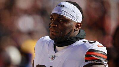 Browns' Perrion Winfrey arrested in Texas on misdemeanor assault charge