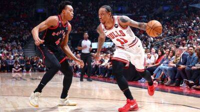 Bulls storm back from 19 down to beat Raptors, advance to face Heat