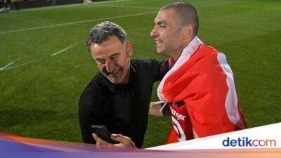 Burak Yilmaz - Christophe Galtier - Nasser Al-Khelaifi - Paris Saint-Germain - Dave Brailsford - Penyerang Turki Bela Galtier yang Dituding Rasis dan Islamofobia - sport.detik.com