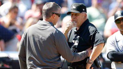 Ron Schwane - Aaron Boone - MLB umpire leaves hospital 2 days after taking 89 mph throw to head - foxnews.com - Washington - New York -  New York - county Cleveland - area District Of Columbia - county Bay