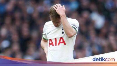 Harry Kane - Tottenham Hotspur - Cristian Stellini - Liga Inggris - Kalah Lagi, Jalan Tottenham Finis Empat Besar Kian Terjal - sport.detik.com - Manchester -  Lima