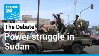 Juliette Laurain - Alessandro Xenos - Power struggle in Sudan: Civilians caught in crossfire as security forces battle it out - france24.com - France - Egypt - Sudan - county Gulf - South Sudan