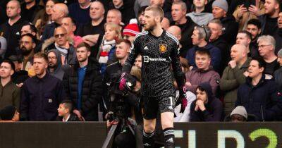 David de Gea's 'stance' on Manchester United contract offers and more transfer rumours