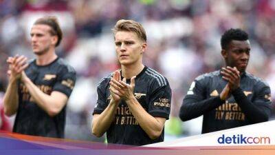 Mikel Arteta - Jamie Carragher - Liga Inggris - Arsenal Kepeleset Gegara Sombong? - sport.detik.com - Manchester -  Man