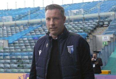 Gillingham manager Neil Harris intends to delay Leyton Orient's promotion celebrations