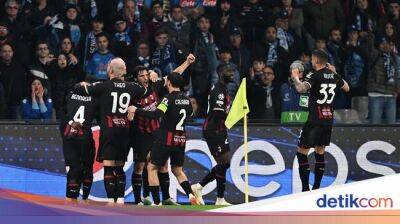 Napoli Vs AC Milan: Diwarnai Dua Penalti Gagal, Rossoneri ke Semifinal