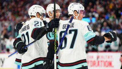Kraken make playoff debut with win over defending Cup champion Avs