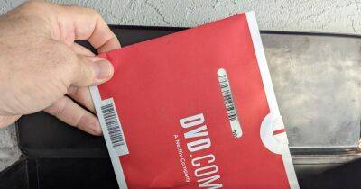 Netflix ends DVD-by-mail service after 25 years - manchestereveningnews.co.uk - Manchester