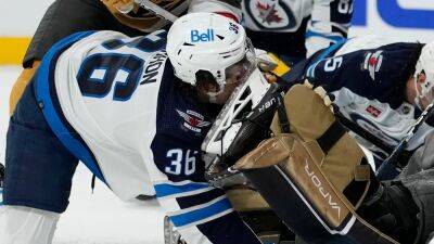 Jets' Morgan Barron receives 75 stitches after skate cuts face: 'It was an unlucky play'
