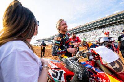 Justin Barcia on becoming an Avatar, signing two-year contract with Troy Lee Designs - nbcsports.com - Spain -  Atlanta -  Anaheim - county San Diego