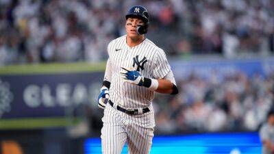 Aaron Judge robs Shohei Ohtani of home run in top of first, hits one of his own in bottom half