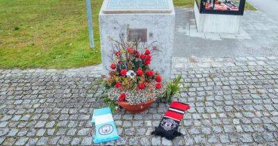 Man City officials pay their respects at site of Munich Air Disaster before Champions League match