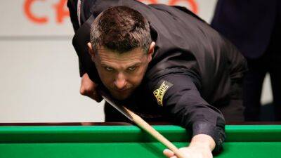 World Snooker Championship 2023: Mark Selby edges past Matthew Selt as he starts quest for fifth Crucible title