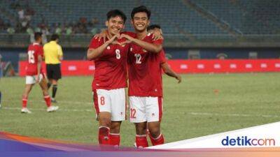 Witan Sulaeman Lebaran Bareng Istri di Tengah Persiapan SEA Games - sport.detik.com - Indonesia -  Jakarta