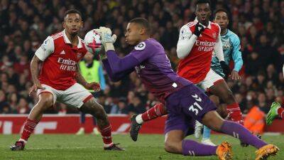 Manchester City trip now 'a final' for Arsenal - Gabriel Jsus