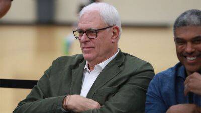 Phil Jackson says he has not tuned into much NBA since 2020 social justice statements: 'Couldn't watch that'