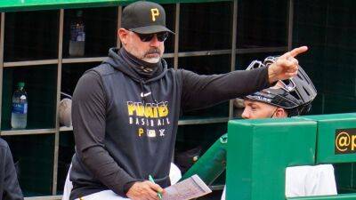 Pirates manager Derek Shelton receives contract extension