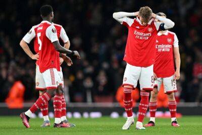 ‘Wobbling’ Arsenal vow to beat Man City to EPL title