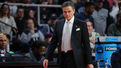St. John's Rick Pitino was forced to change his phone number following a Knicks playoff game