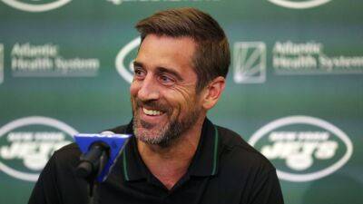Aaron Rodgers - Dan Graziano - David Dunn - Source - Aaron Rodgers' contract restructure helps Jets with cap - ESPN - espn.com - New York - state New Jersey - county Park
