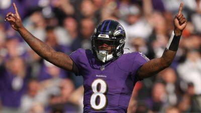 Ravens teammates, NFL Twitter celebrate Lamar Jackson deal - ESPN