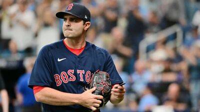 Red Sox reliever Richard Bleier calls out Orioles fans for spitting, throwing beer: 'Completely inappropriate'