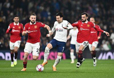 Spurs fight back to hold Man United, Newcastle thrash Everton to close in on Champions League
