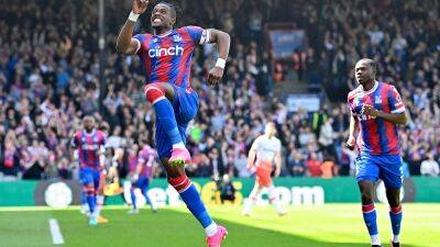 Palace edge out West Ham in seven-goal thriller