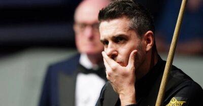 Mark Selby - Mark Allen - Stephen Hendry - Mark Allen battles back to stay in scrappy Crucible semi against Mark Selby - breakingnews.ie