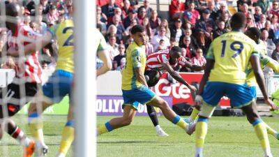 Premier League: Bees devastate Forest with late comeback