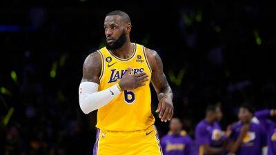 Ashley Landis - Jae C.Hong - LeBron James doesn't shake hands with Grizzlies after eliminating them from playoffs - foxnews.com - Los Angeles -  Los Angeles -  Oklahoma City -  Memphis - county Dillon - county Brooks