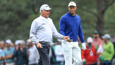 Fred Couples stands by Phil Mickelson, Sergio Garcia insults