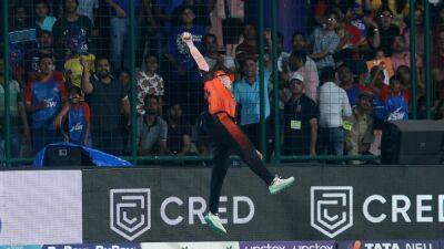 IPL 2023: Harry Brook's Amazing Fielding Effort Stuns Everyone. Mitchell Marsh's Reaction Is Viral