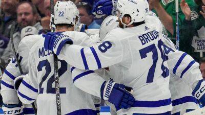 'A big one for us': Leafs win 1st playoff series since 2004 - ESPN