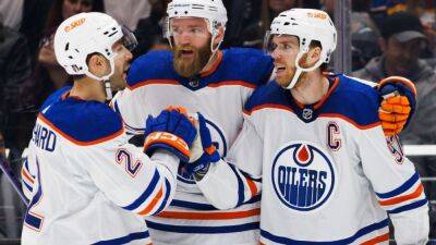 'Resilient' Oilers overcome bad bounce to eliminate Kings - ESPN