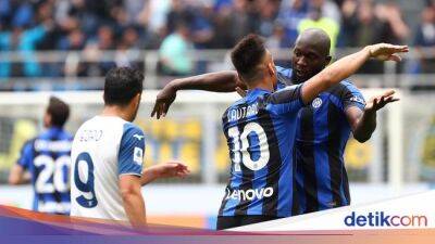 Lazio Digebuk Inter 1-3, Napoli Tinggal Sejengkal dari Scudetto