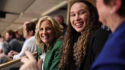David Zalubowski - Caitlin Clark - Jill Biden - Angel Reese - Jill Biden faces scrutiny for floating idea of inviting Iowa to White House after national title loss to LSU - foxnews.com - Usa - county White - state Texas - county Dallas - state Iowa -  Denver - state Colorado