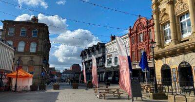 'So long Stockport!' Residents 'gutted' after owner suddenly shuts two town centre bars