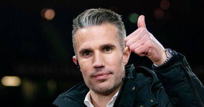 Manchester United urged to repeat Robin van Persie transfer trick on one condition